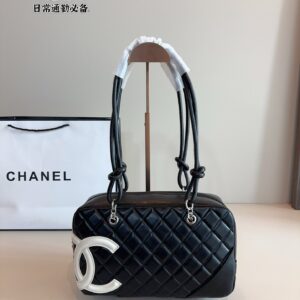 Lady's bag