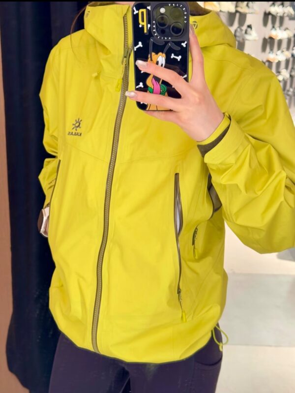 Coat - 图片 3