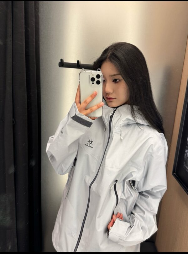 Coat - 图片 6