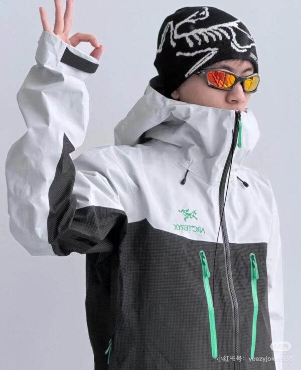Coat - 图片 2