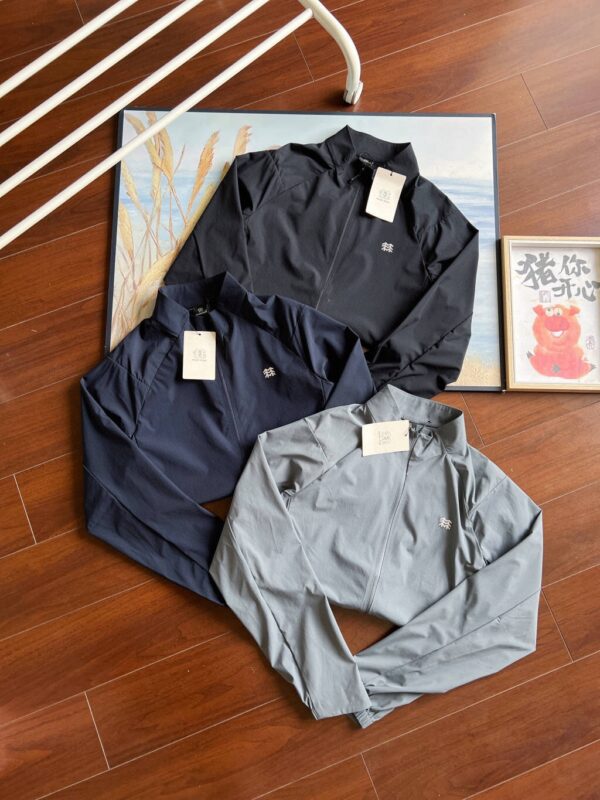 Coat - 图片 5