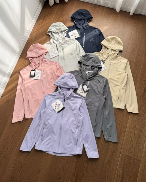 Coat - 图片 2