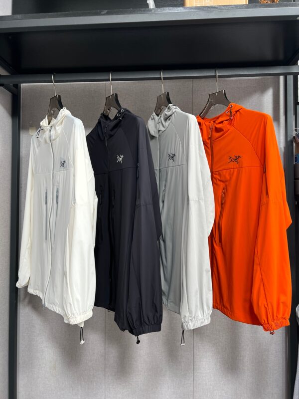 Coat - 图片 5