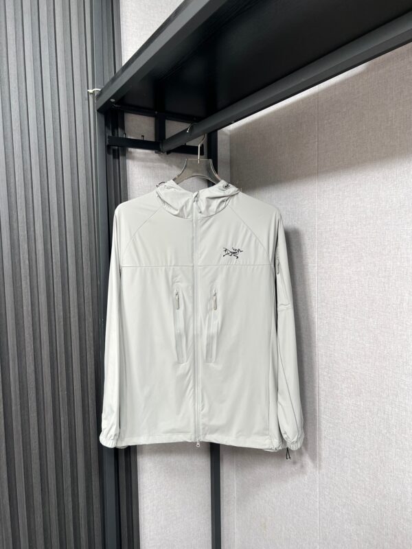 Coat - 图片 8