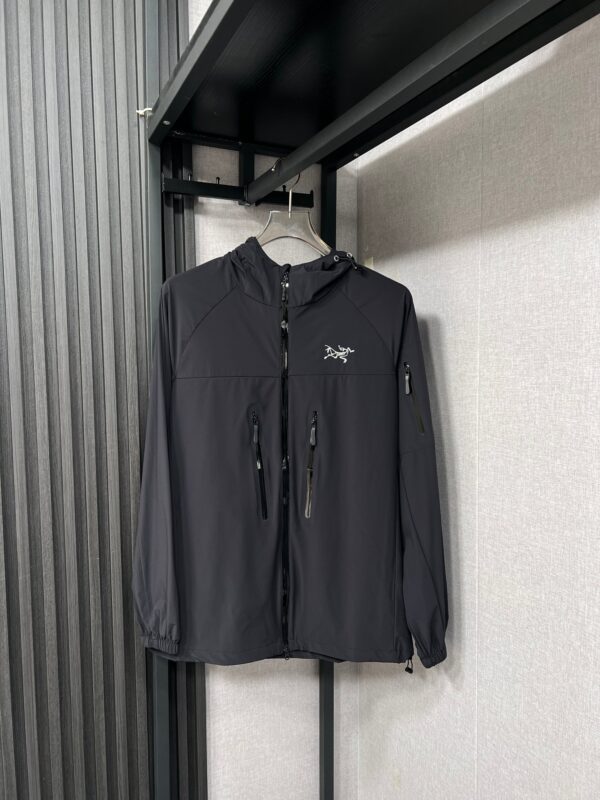 Coat - 图片 9
