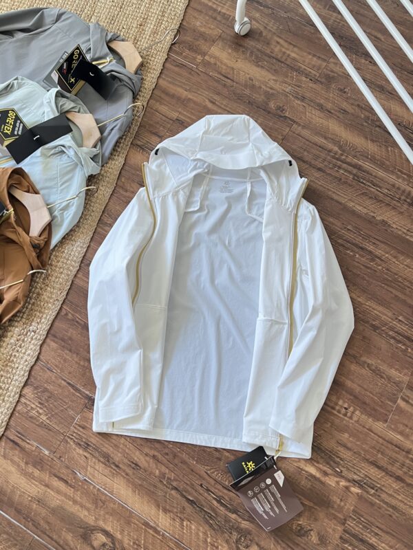 Coat - 图片 5
