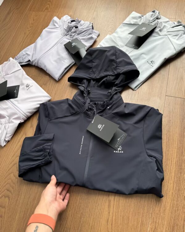 Coat - 图片 6