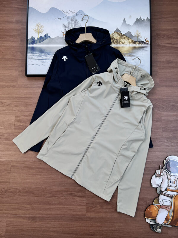 Coat - 图片 3