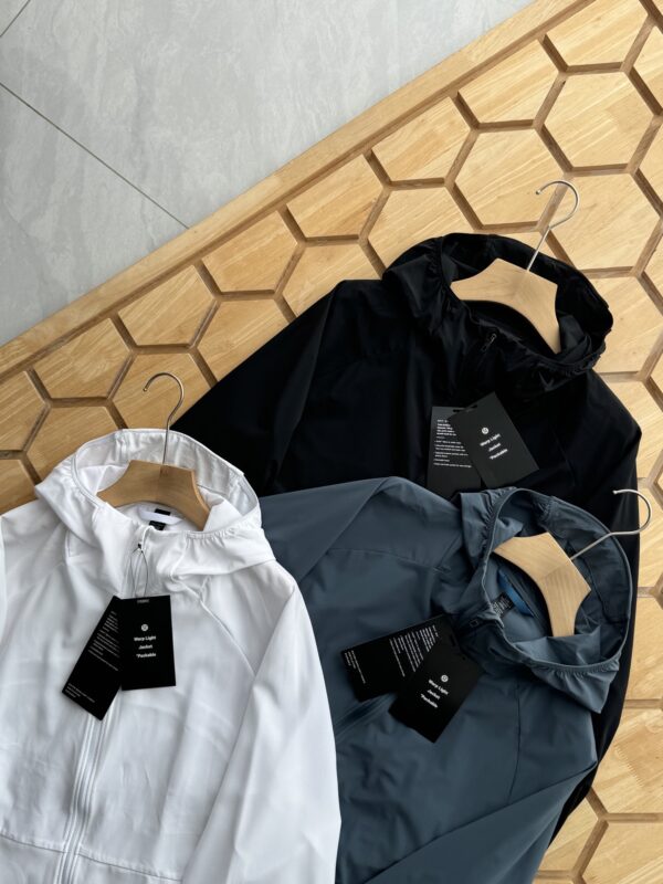 Coat - 图片 3