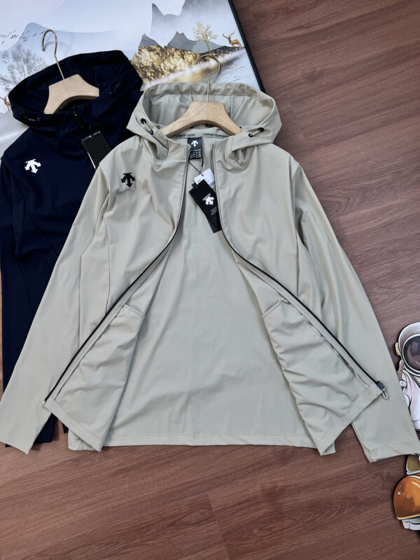 Coat - 图片 2
