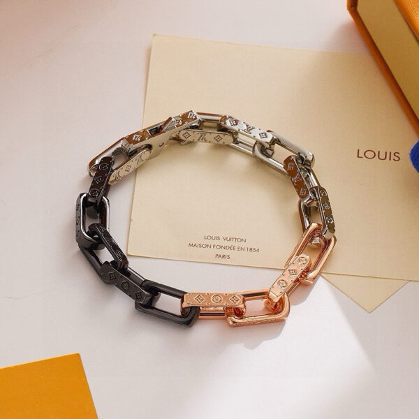 Accessories - 图片 4