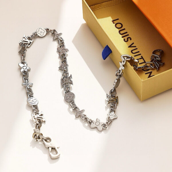 Accessories - 图片 7