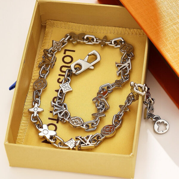 Accessories - 图片 10