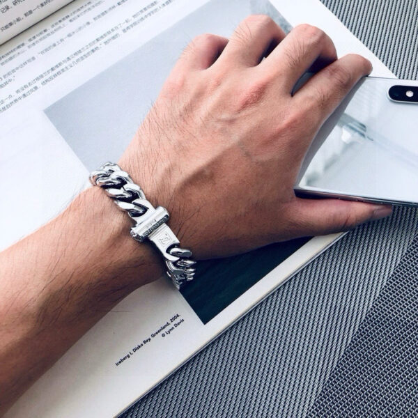 Accessories - 图片 12