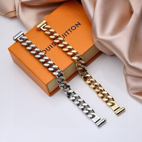 Accessories - 图片 24