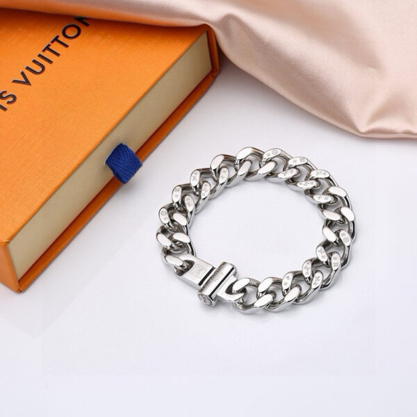 Accessories - 图片 26