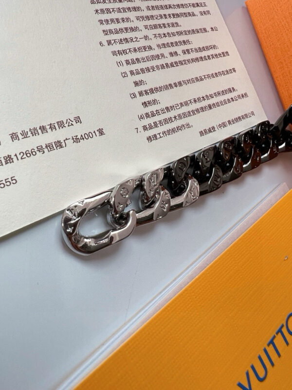 Accessories - 图片 8