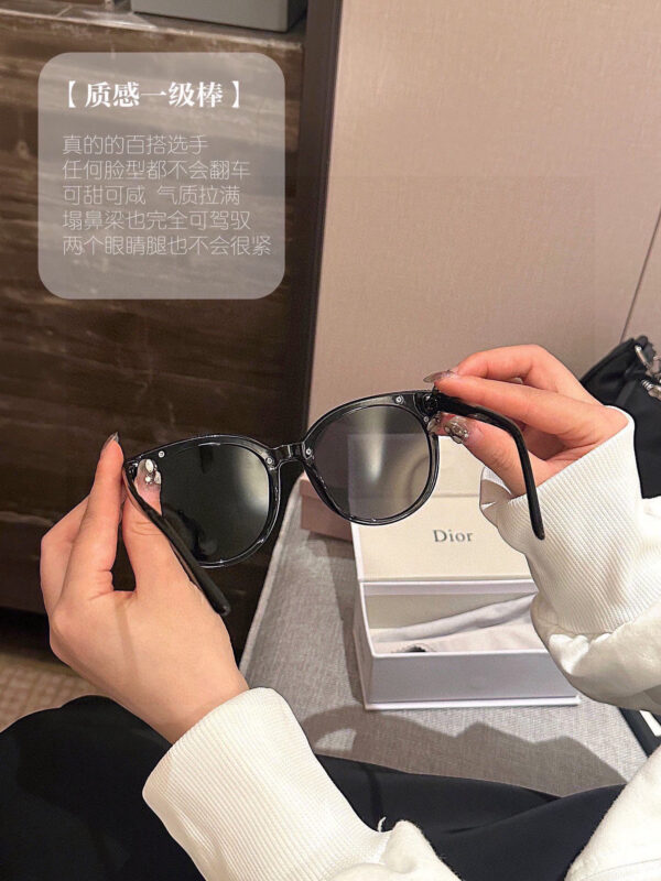 Accessories - 图片 5