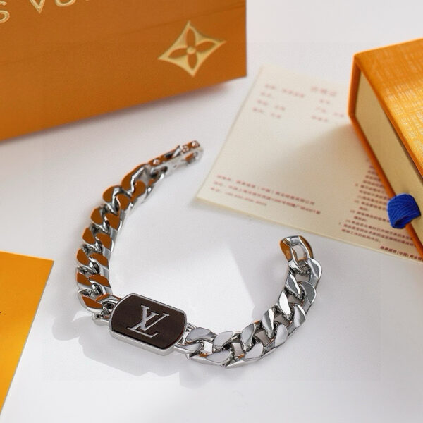 Accessories - 图片 5