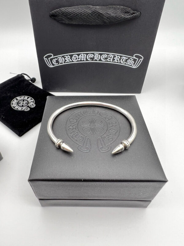 Accessories - 图片 2