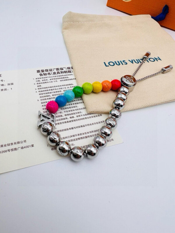 Accessories - 图片 4