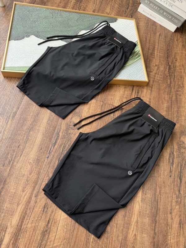 Shorts - 图片 3