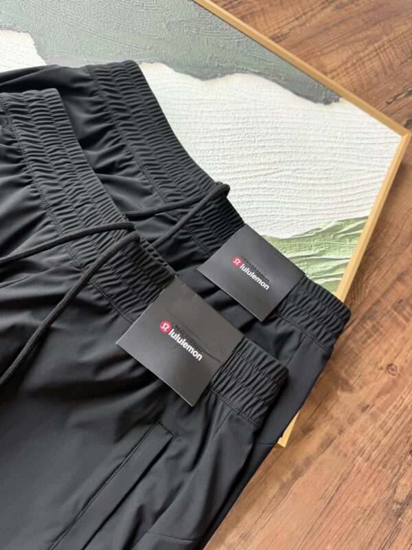 Shorts - 图片 6