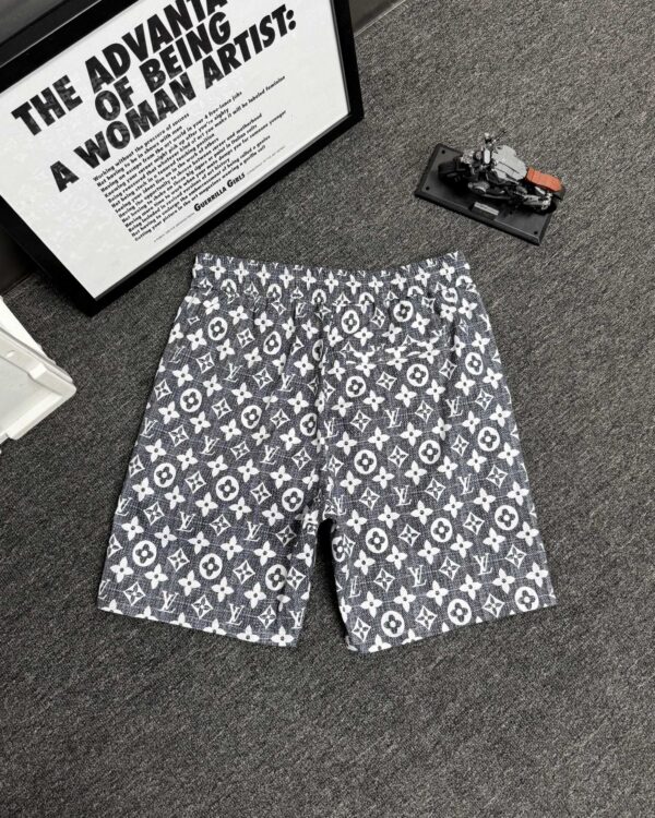Shorts - 图片 3