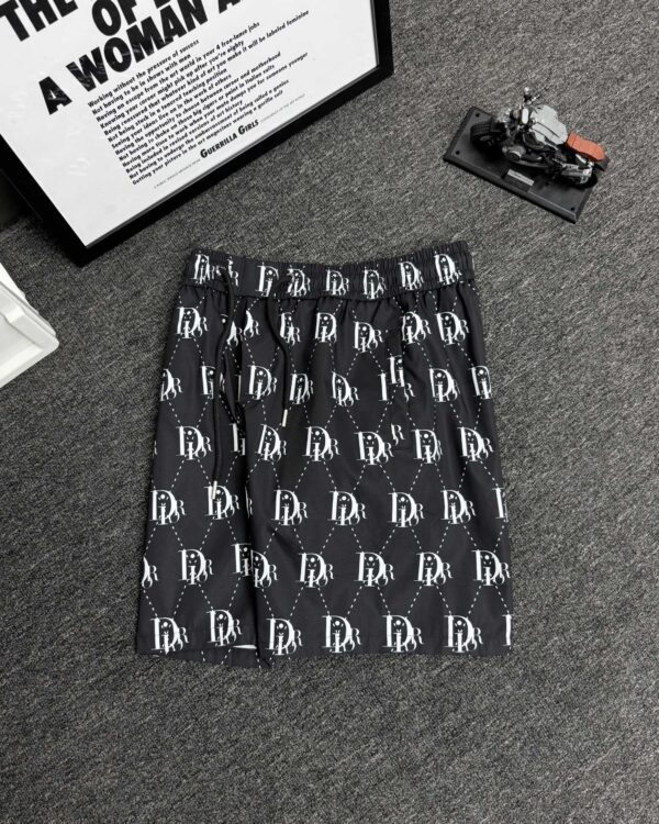 Shorts - 图片 4