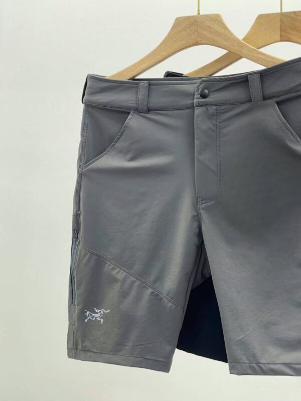 Shorts - 图片 3