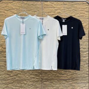 short sleeves